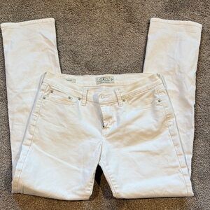 Lucky Brand White Sweet Straight Leg Jeans Classic Style 6/28